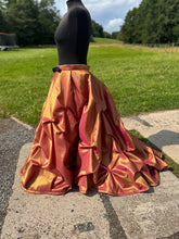 Load image into Gallery viewer, Ruched taffeta skirts