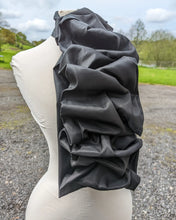 Load image into Gallery viewer, Taffeta ruched stocks
