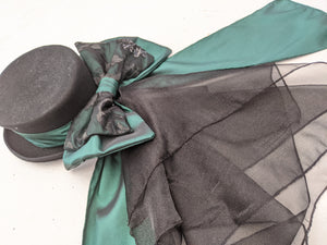 Green taffeta with black lace