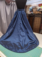 Load image into Gallery viewer, Navy childrens/pony concours skirt.
