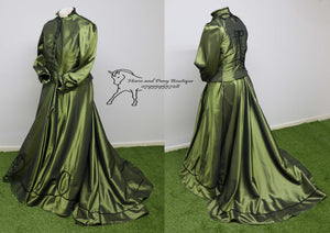 SOLD PENDING MEASUREMENTS =SALE - Green taffeta concours costume