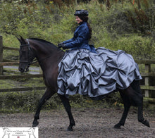 Load image into Gallery viewer, Ruched taffeta skirt
