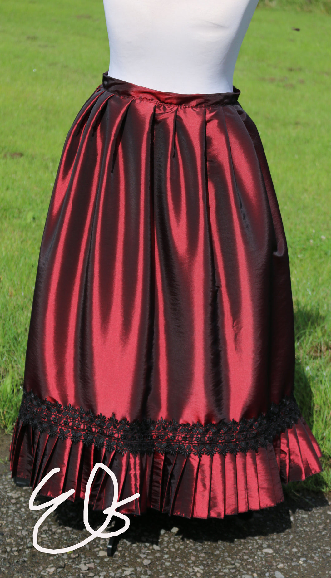 In hand Skirts